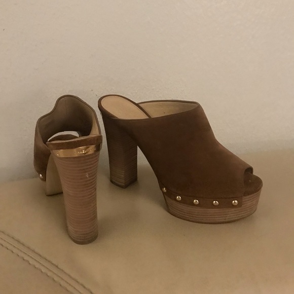 Michael Kors heeled boots - Picture 2 of 2